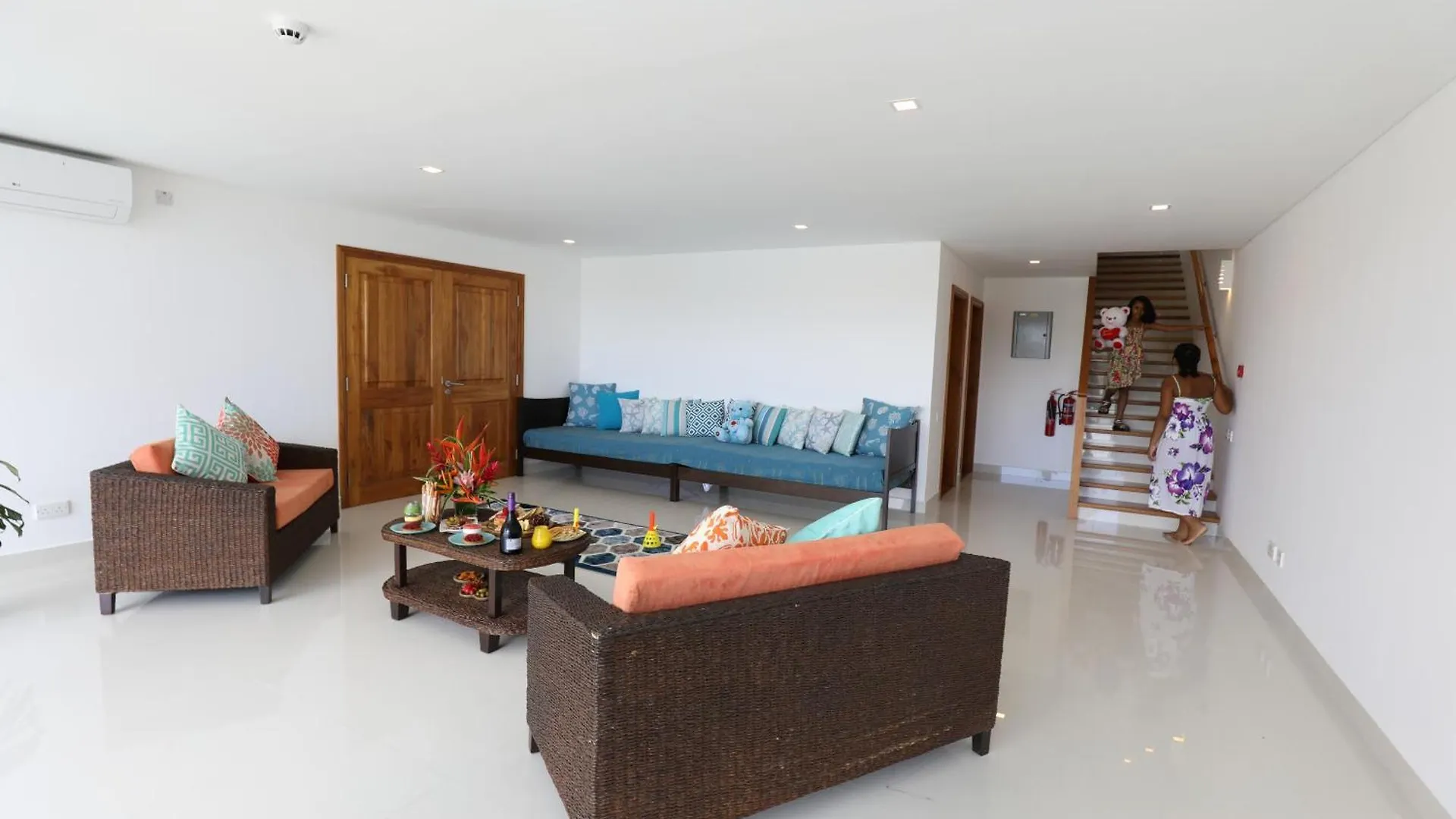 Apartamento Chic 4Br Villa With Private Pool By Cliffhanger Villas Misere