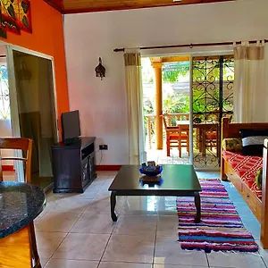 Apartment Effie Mountain View Coco, Misere